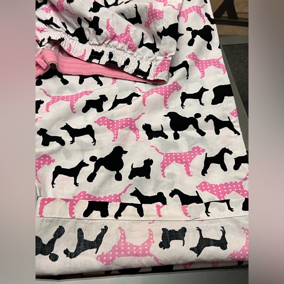 VS PINK ~ White w/ Black & Pink Dogs Pajama Pants - Picture 5 of 10